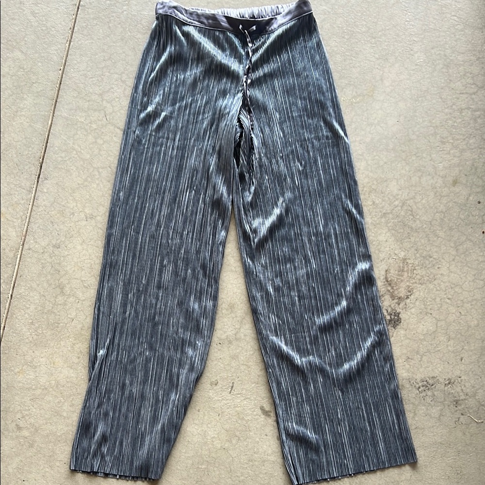 Stylish Gray Pleated Pants